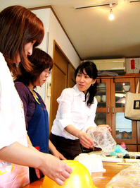 ”ママの背中を見て育って欲しい”自宅教室での輝けるステージ