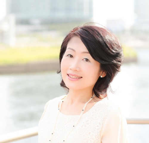 フラワーセラピーサロン*ラベンダーの丘* 深津　奈保美