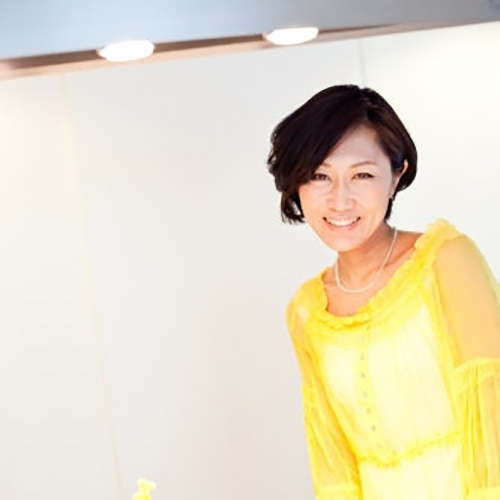 エステベス高嶋美真子