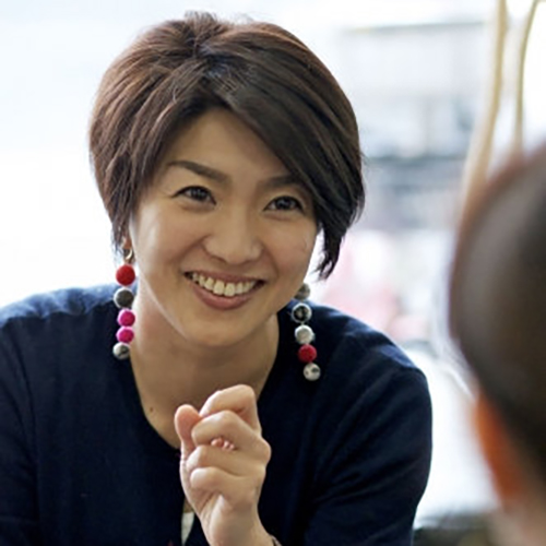 すえいし　みちこ