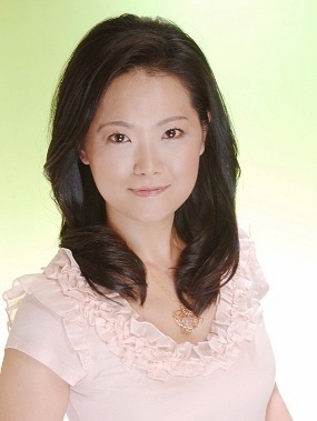 香る暮らしをコーディネート RoseAroma 友部美奈子