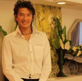 ADONIS　TABLE　(アドニステーブル) 拳杉槙一　こすぎしんいち