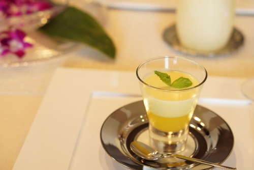 table serendipity michi・aya・tomo