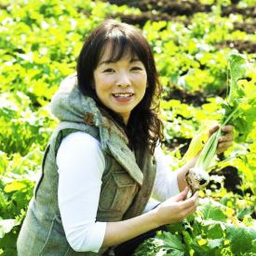 伯母直美　(うばなおみ)