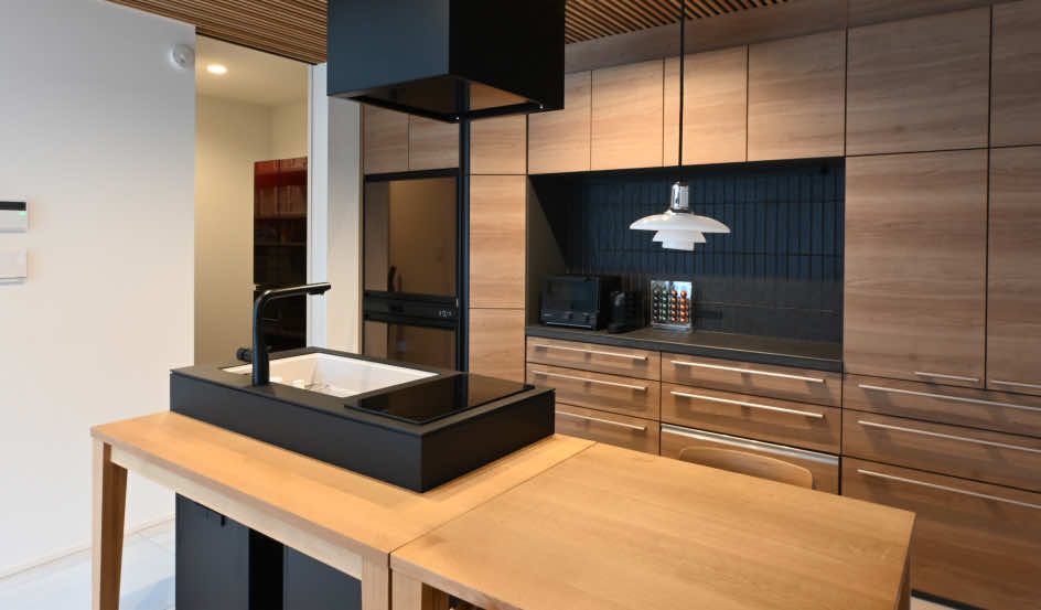 見た目のデザインに“一目惚れ”