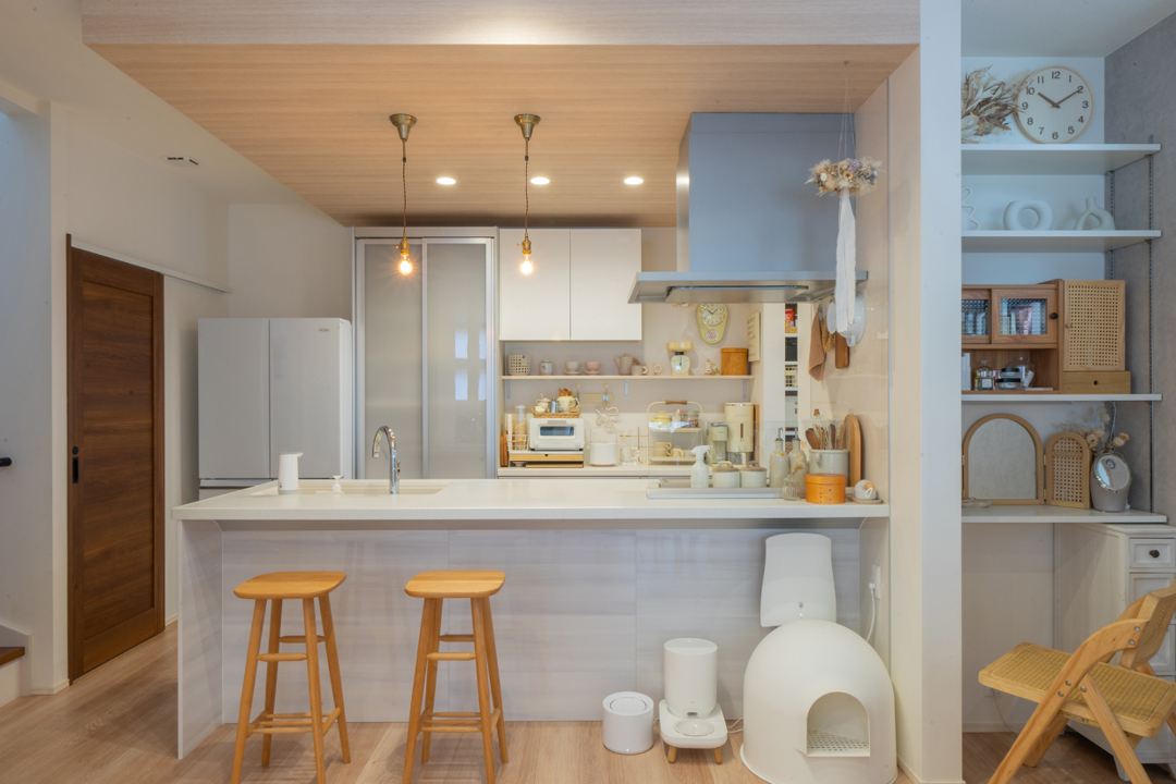 天板をカウンター仕様にしたキッチン