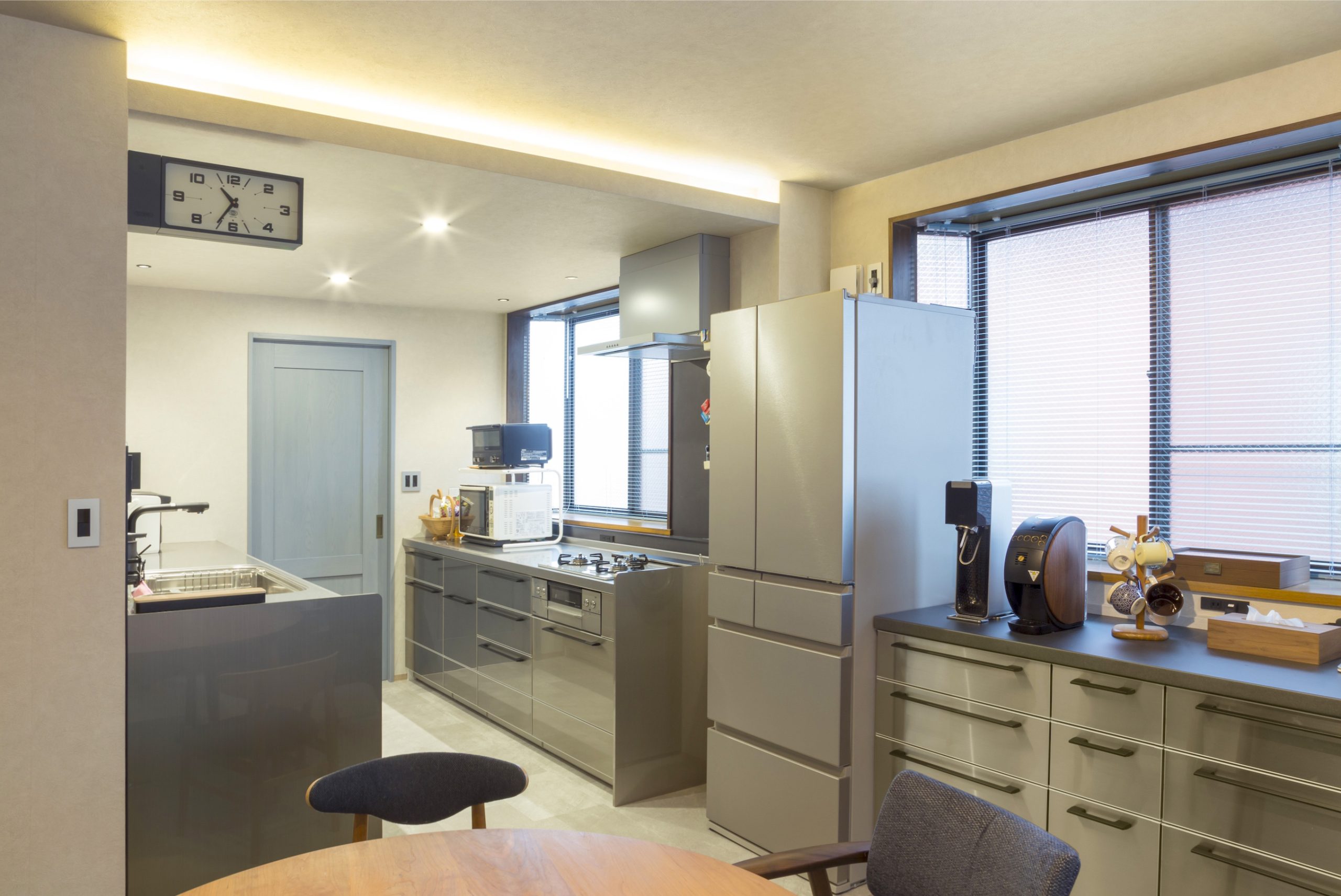 内装のプロが自邸で実現した、セパレートキッチンという最適解